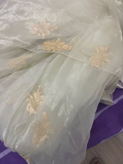 Продам тюль в отличном состоянии