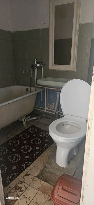 Срочно продается 1 ком.. квартира Партсезд . М. Хайдарова