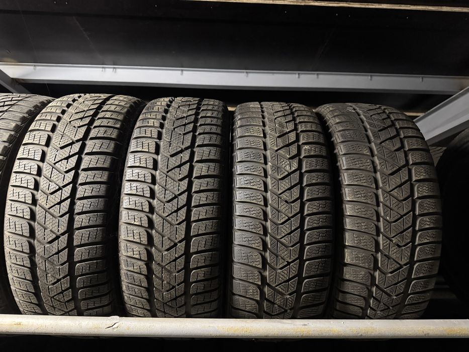 Anvelope 205/45/17 Pirelli