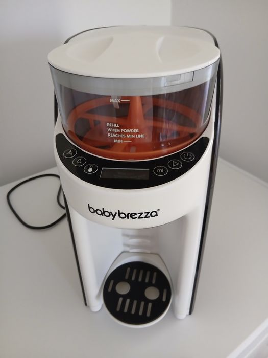 Vând Baby Brezza