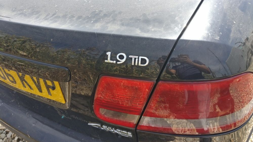 Vindem piese rezultate din dezmembrarea unui Saab 93 2006