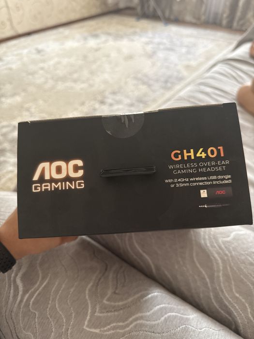 Продам наушники AOC GH401
