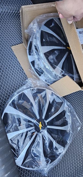 Колпаки на Кобальт R15