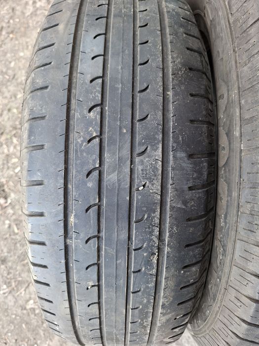 Продам шины 215/65/16 гудиер