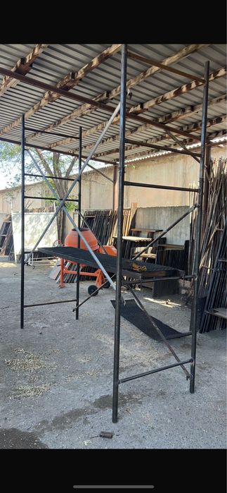 Леса . Струбцыны . Опалобки стройтельныйе