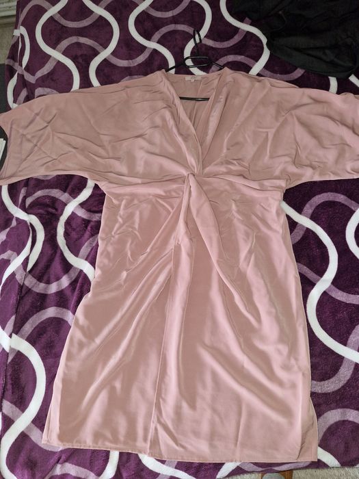 Rochie pentru ocazie mărimea 48 stare excelenta