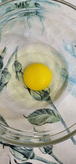 Домашние яйца свежие