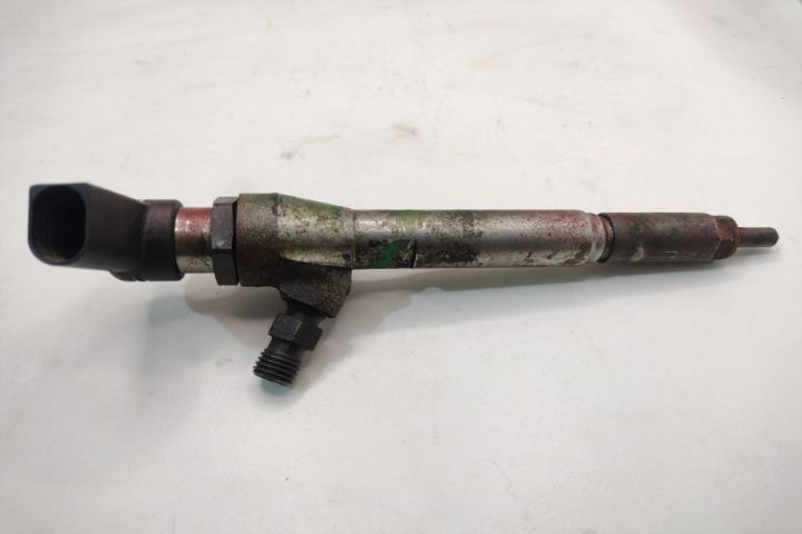 Injector 8200380253 Renault Clio a 2-a generatie