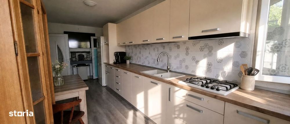 Proprietar-vand casa zona ultracentreala-in apropierea turnului de apa