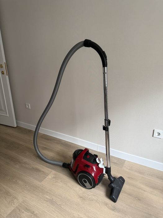 Продается пылесос Bosh не рабочий