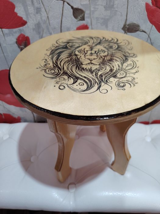 Стульчик! для прихожей и не только.