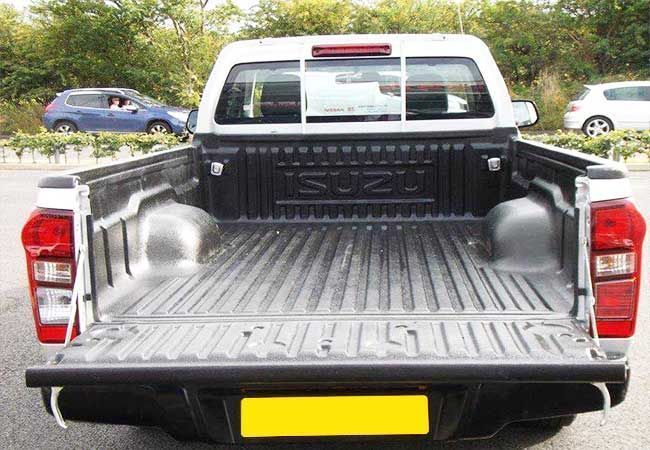 interior isuzu d-max 2017 pick-up