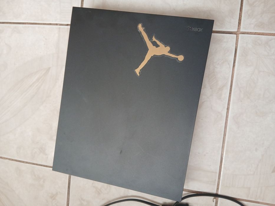 Xbox one X aproape nou