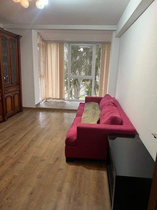 Apartament de închiriat
