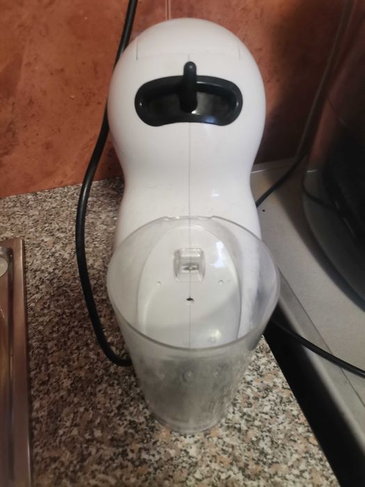 Кафемашина долче густо