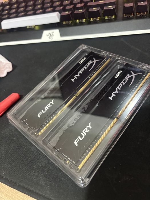 Геймърски компютър Intel i5 7500/GTX1070/12 Ram/256 ssd/500GB HDD/600W