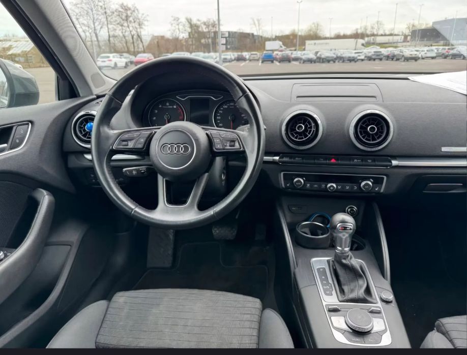 Audi A3 Sportback Audi A3 35 tfsi