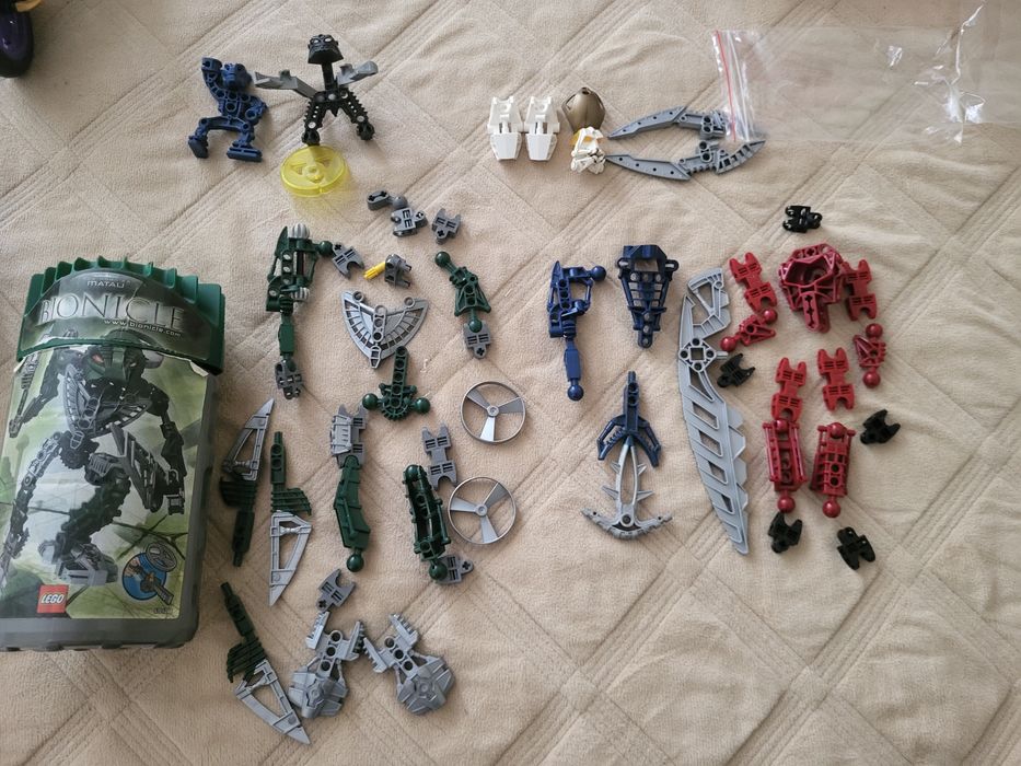 Продам лего бионикл 2002-по06 год