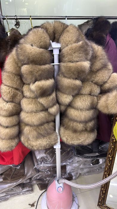 Шуба из натурального меха песца