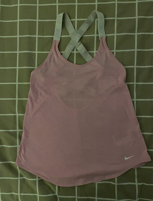 Спортивная майка NIKE