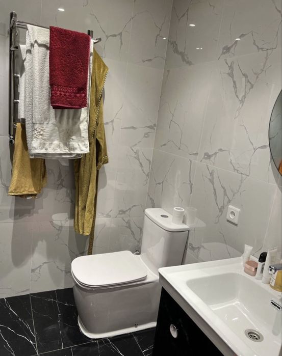 Продается 3-комнатная квартира в Юнусабодском районе, Ц-4