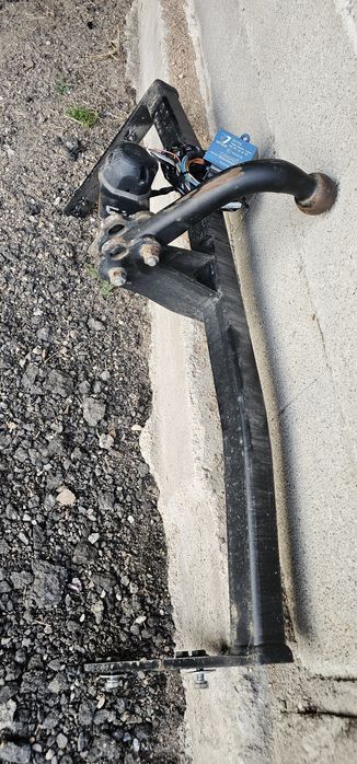 Теглич Audi 3 VW Golf VW Bora