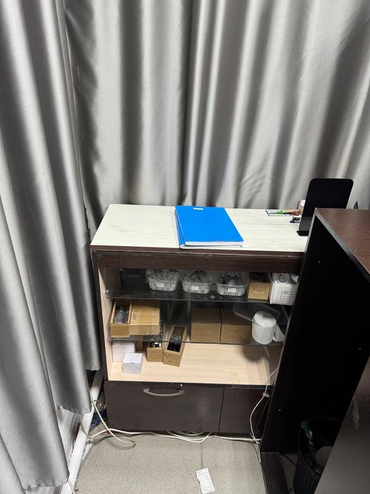 Продам витрины !!! Цена договорная ,.