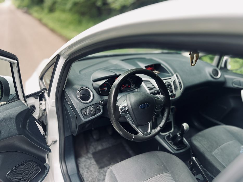 Vand FORD Fiesta