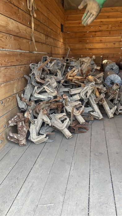 Замок клиновой универсальный