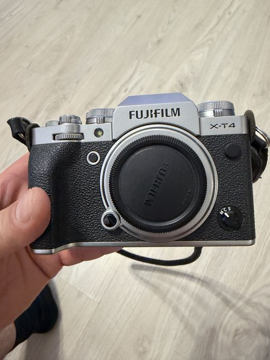 Fujifilm X-T4 + 3 obiective