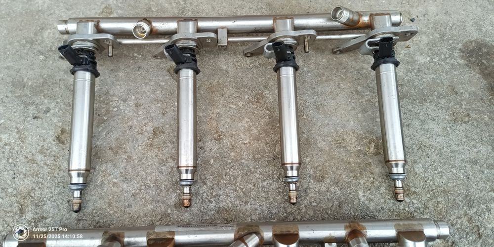 Бензинови дюзи  за Mercedes S500 4.7 Biturbo W221.