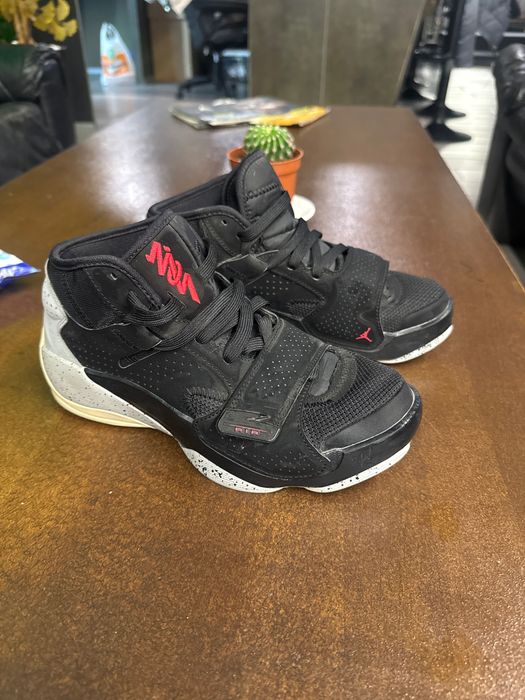 Jordan Zion 2 Black Cement