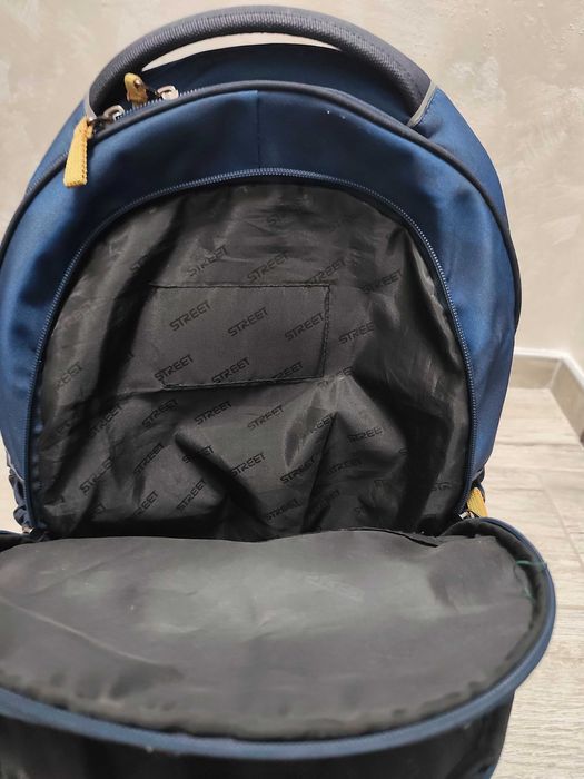 Раница за ученици