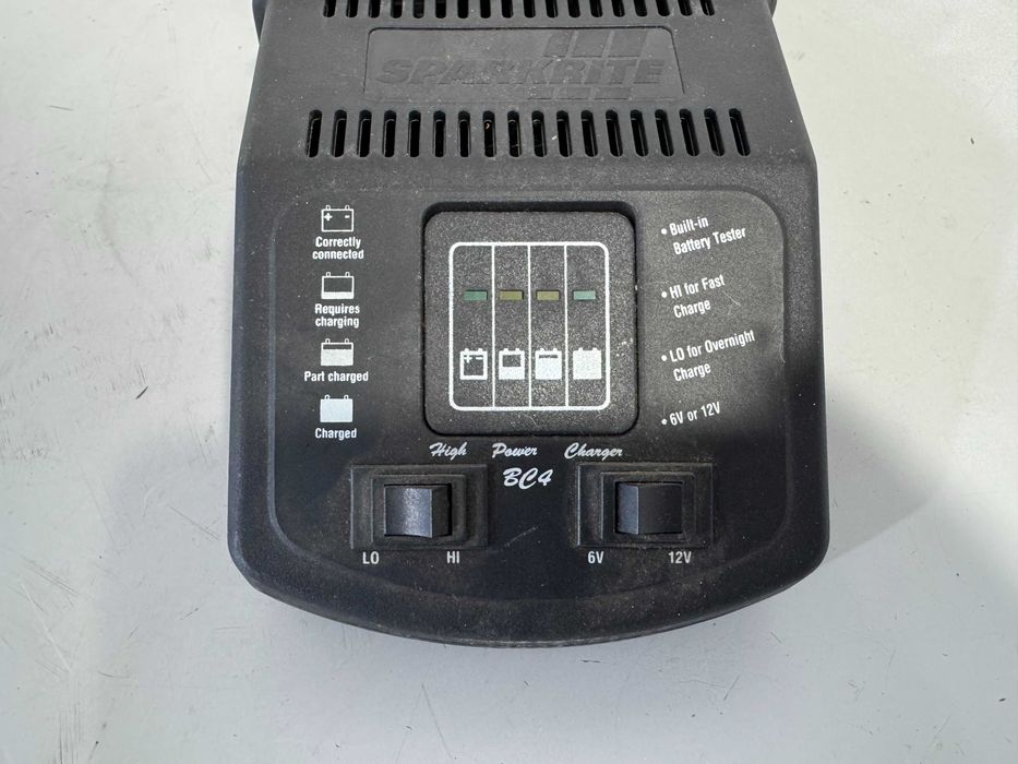 Зарядно за акумулатор - 6-12 V / 8apm / 100 W