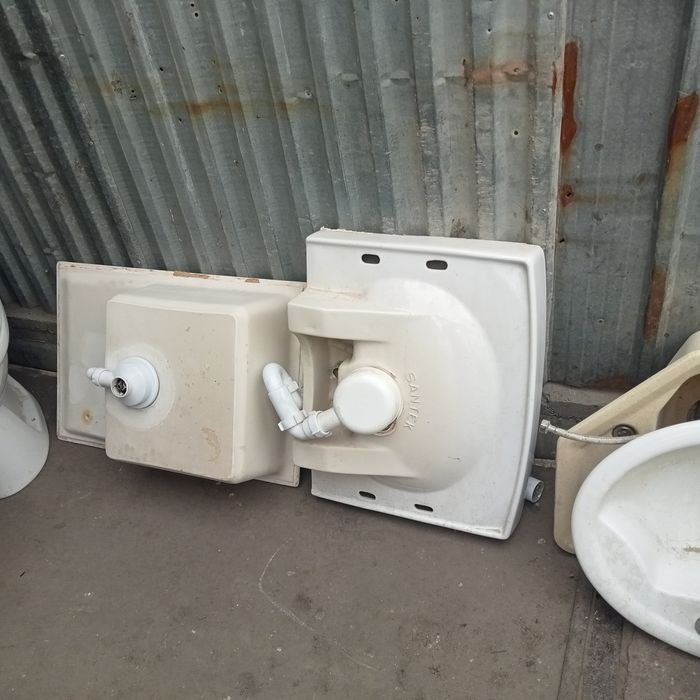 Раковины разные продам