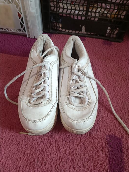 Încaltaminte pentru fete