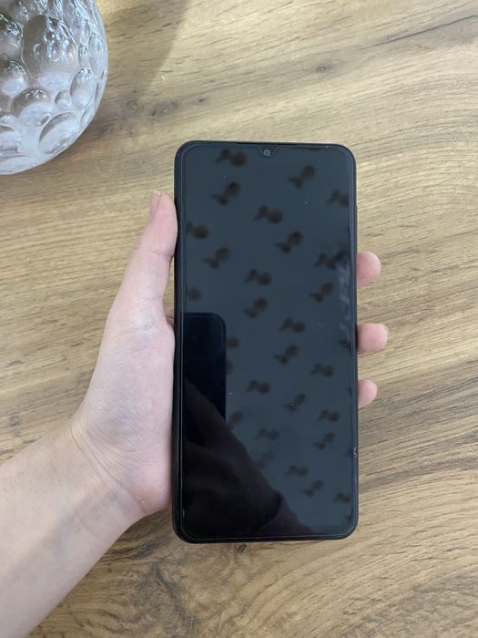 Самсунг А04с 20.000