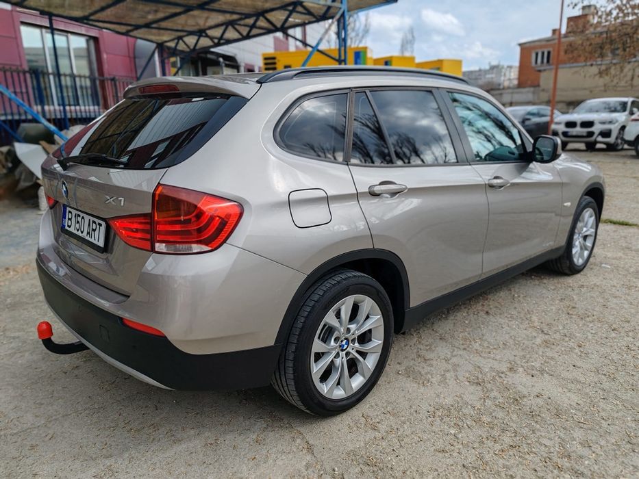 BMW X1 2011 — imagine 3