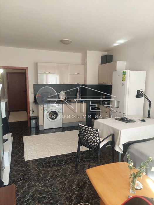 Продава се Двустаен апартамент в Варна, ХЕИ - 66 кв.м за 2182 €/кв.м - Снимка #2