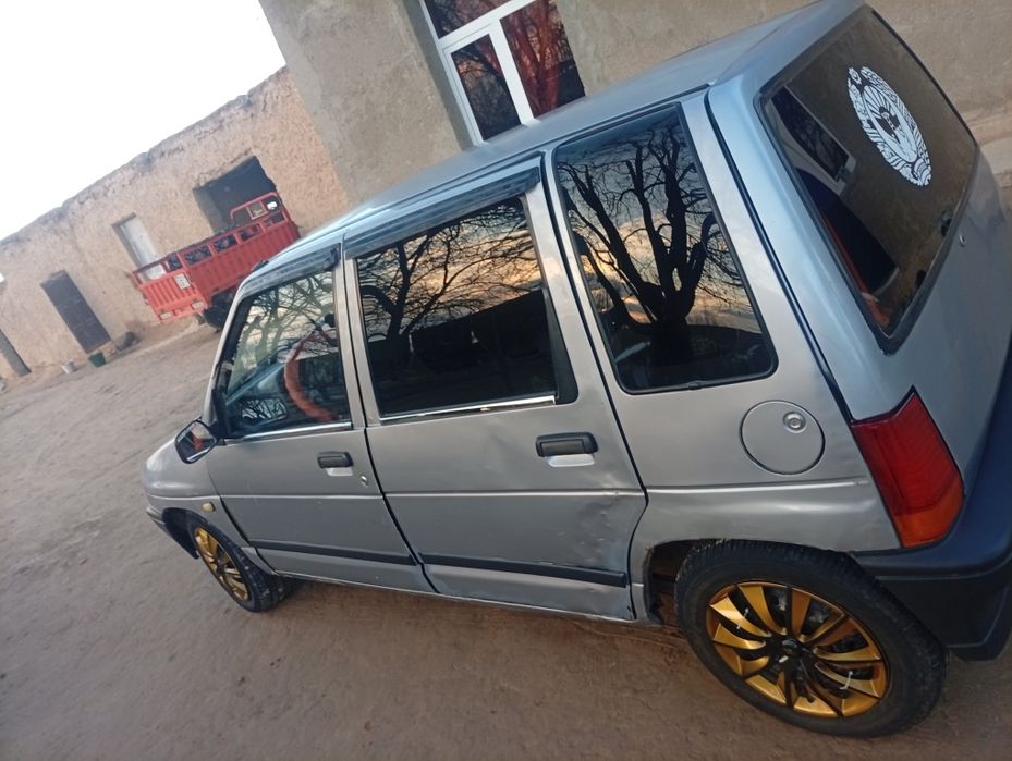 Tiko navarot udaridan arzonga