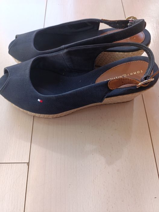 Дамски сандали на платформа 39