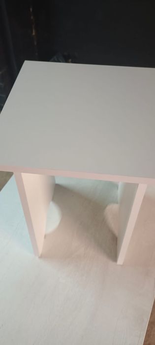 Продам новый табурет