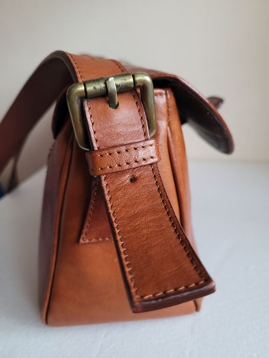 Geanta piele box