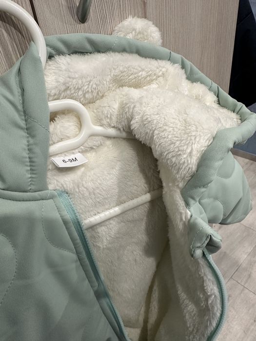 Космонавт за бебе 6-9 месеца