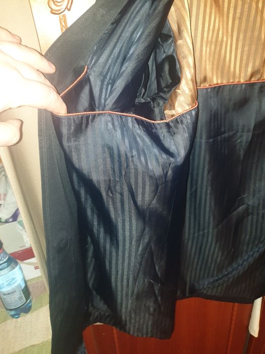 Geaca bărbătească  material impermeabil marimea 50-52 /XXXL