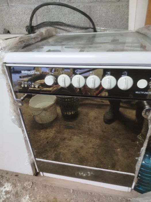 Газовая плита бу.