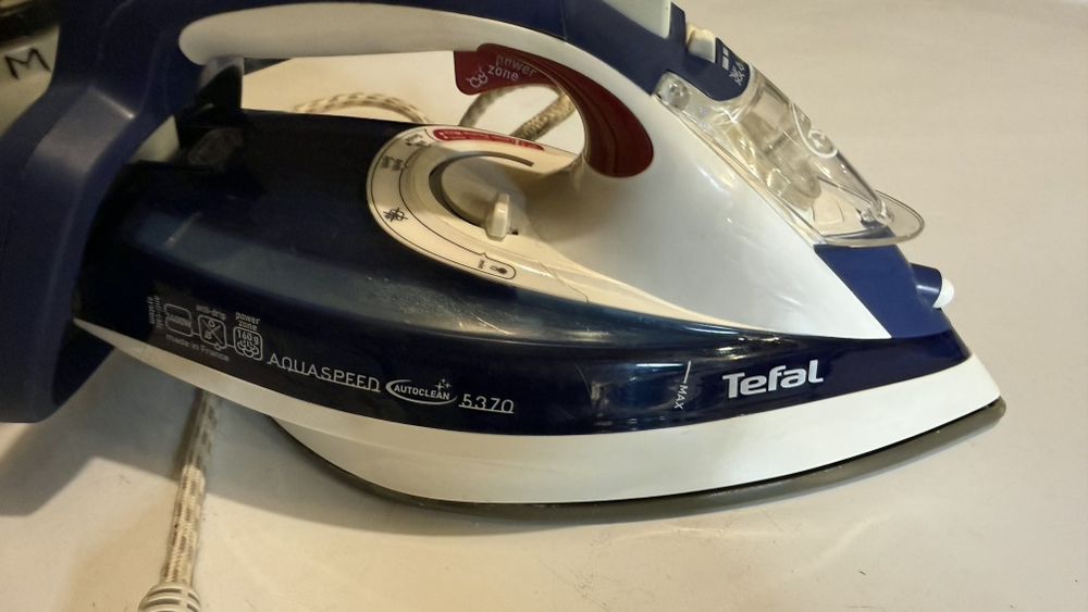 Fier de calcat Tefal