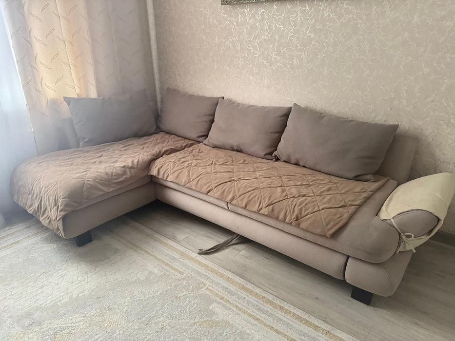 Продается диван угловой