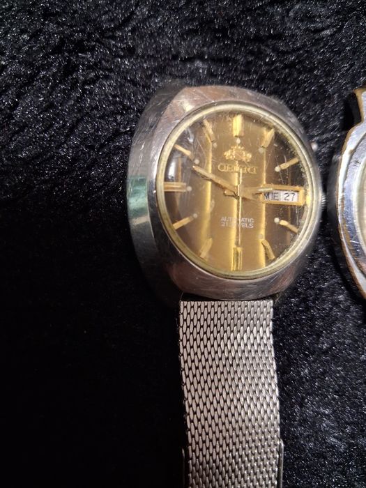 Ceasuri mecanice Orient si Slava