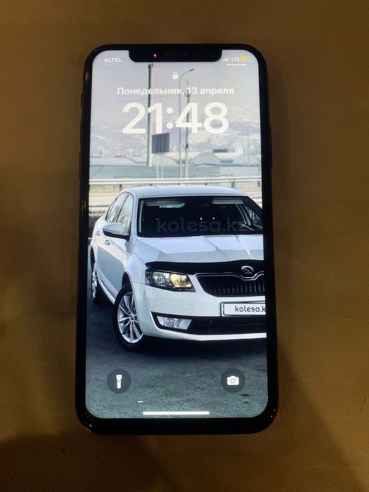 Продам айфон х в хорошем состоянии